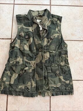 Abercrombie & Fitch Green Camouflage Utility Vest